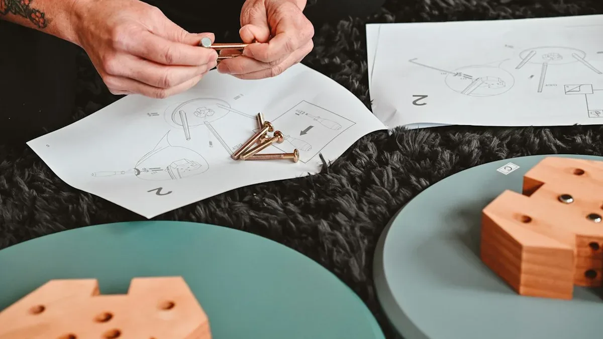 bricolage facile a faire a la maison — Bricolage facile à faire à la maison : cinq projets utiles